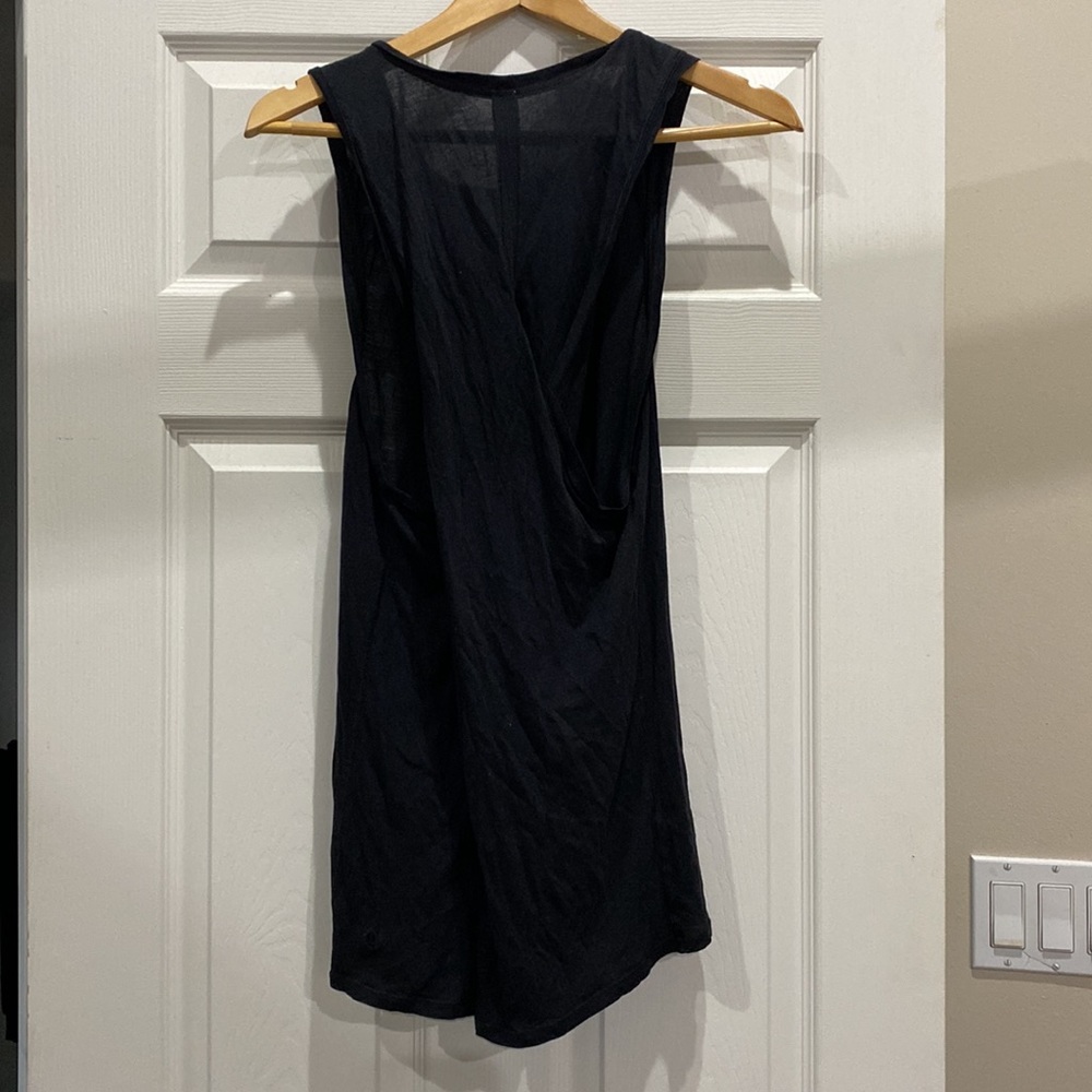 Lululemon’s cross cross tank